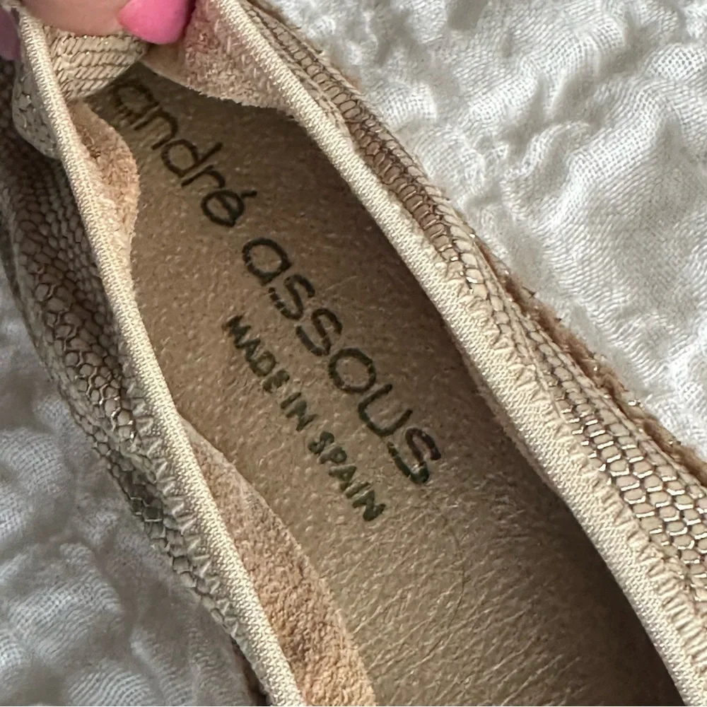 Andre Assous Metallic Gold Leather Espadrille Flats Resort Vacation 6